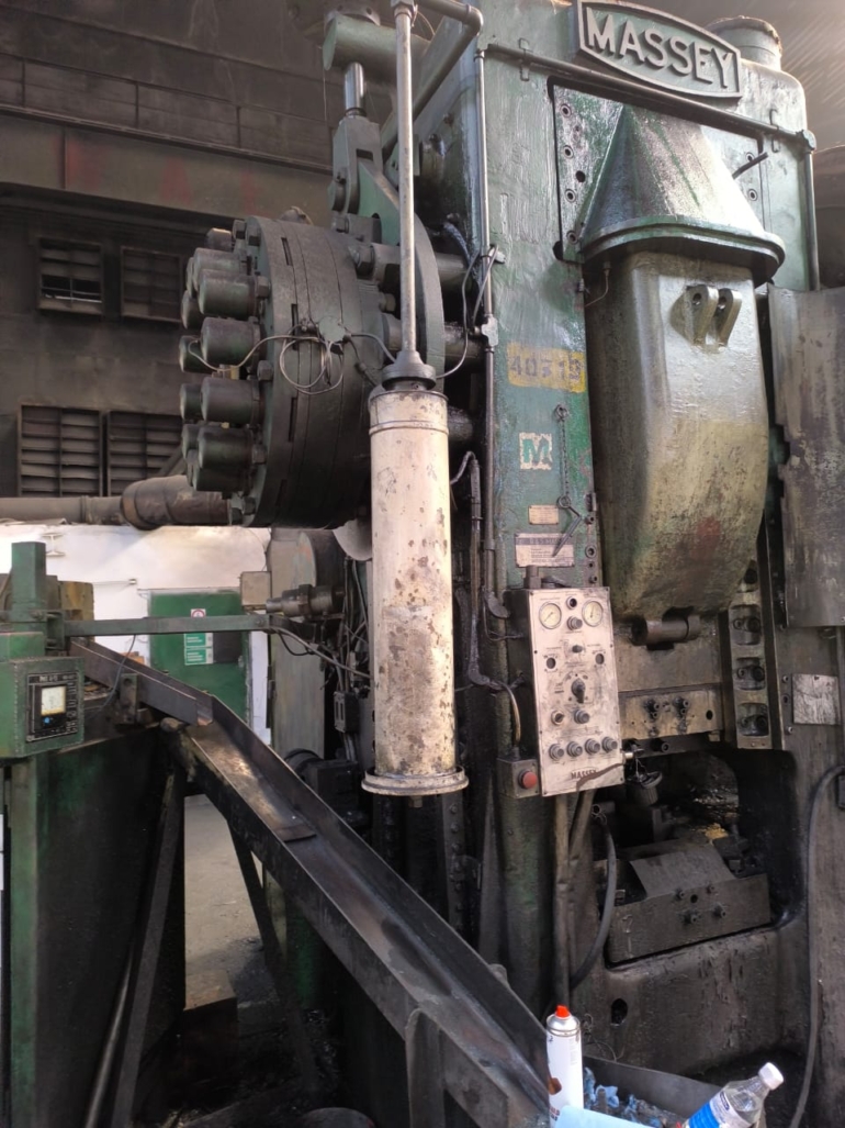 Massey 600 tons hot forging mechanical press – photo 3