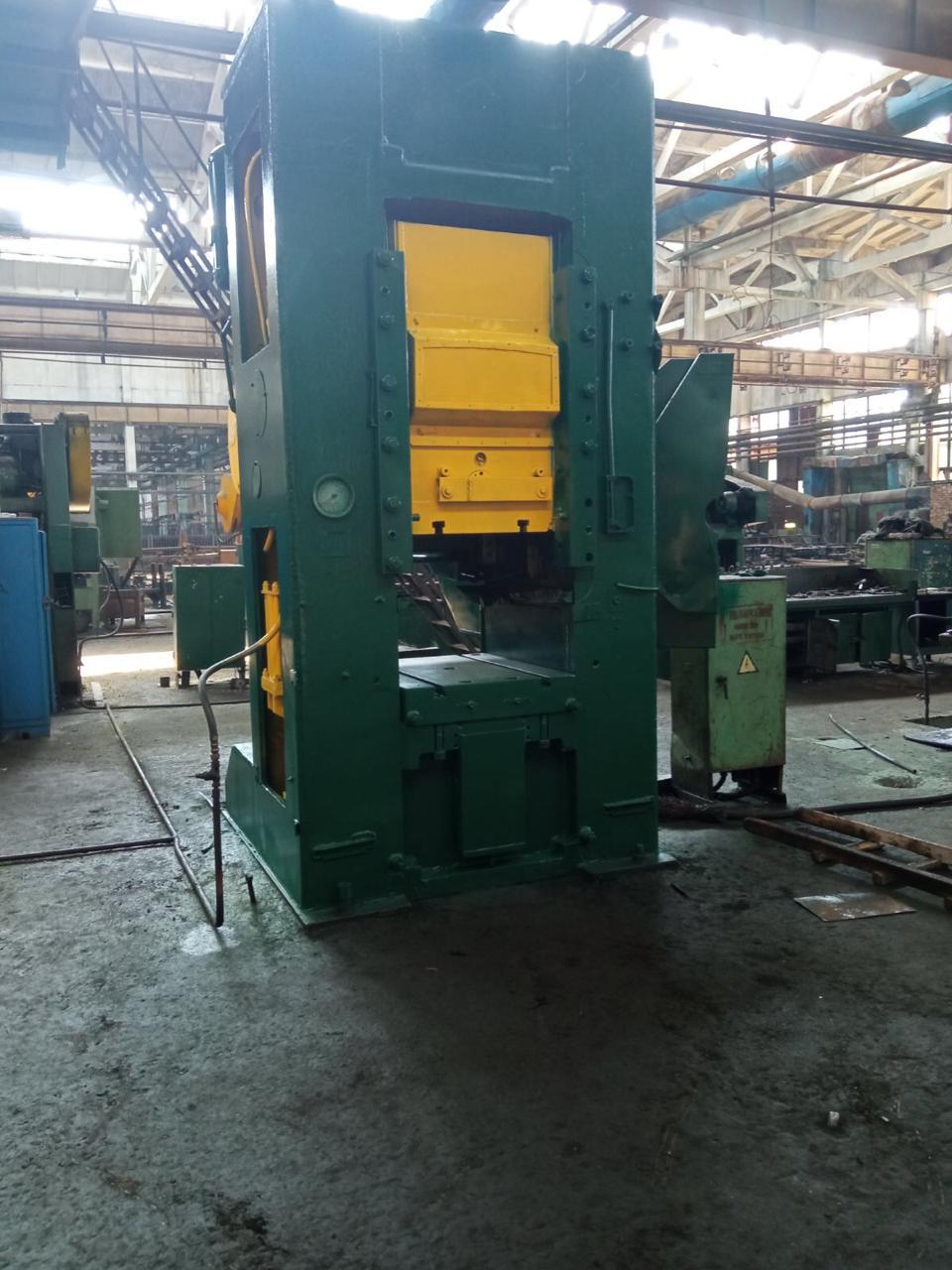 1000 tons Knuckle joint press Barnaul K8340 #2